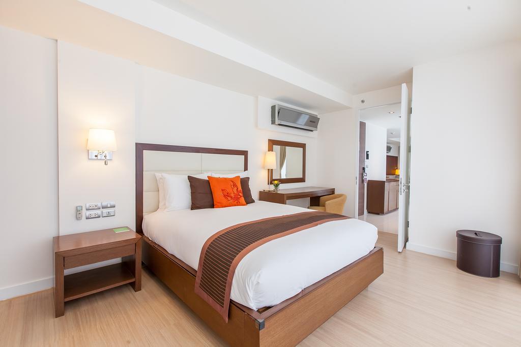 Oakwood Residence Sukhumvit 24 - Sha Extra Plus Bangkok Kültér fotó